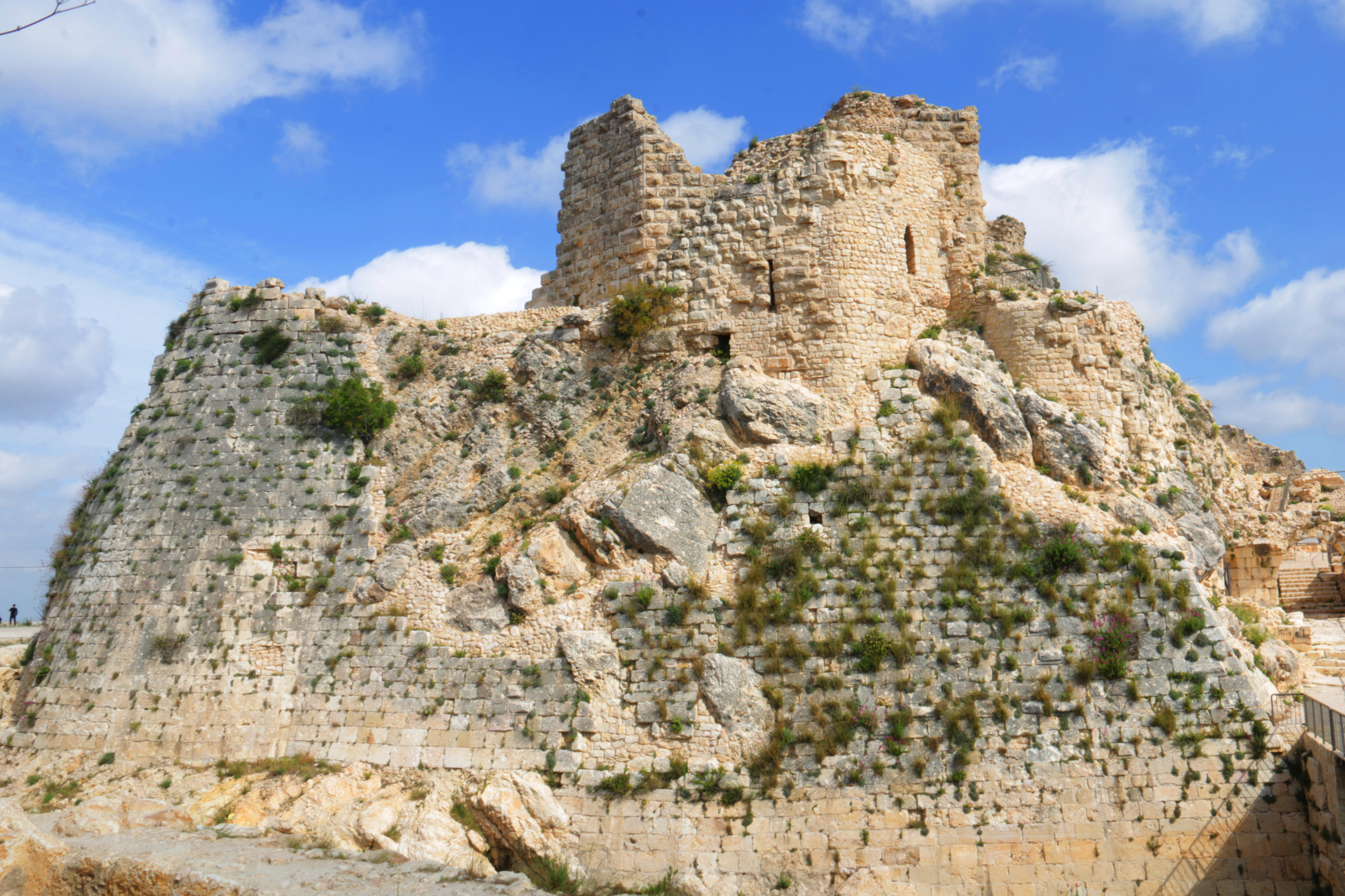 Israel Seizes Historic Beaufort Castle as Invasion of Lebanon Continues