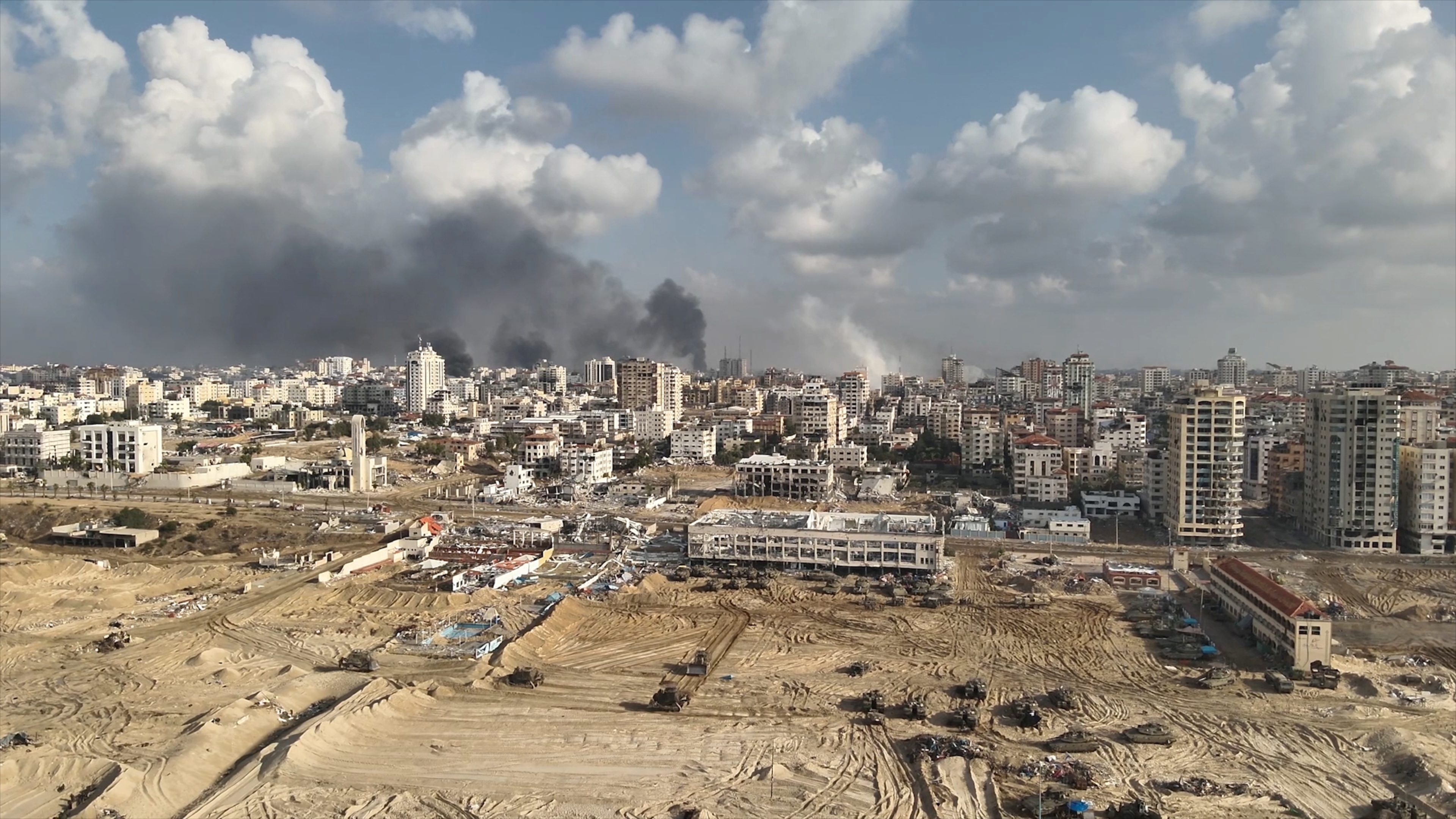 Israeli Troops Ran Over Unexploded Bomb, Blamed Hamas, Then Carpet Bombed Gaza